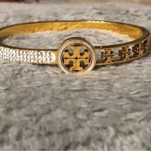 Gold stainless steel Bangle Bracelet with snap lock clasp